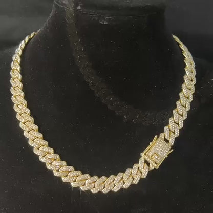 Chunky rhinestone necklace